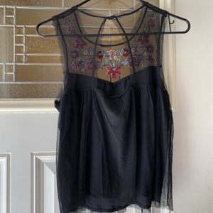 Tank top/ blouse. Floral embroidery